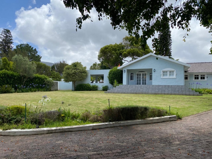 5 Bedroom Property for Sale in Constantia Western Cape